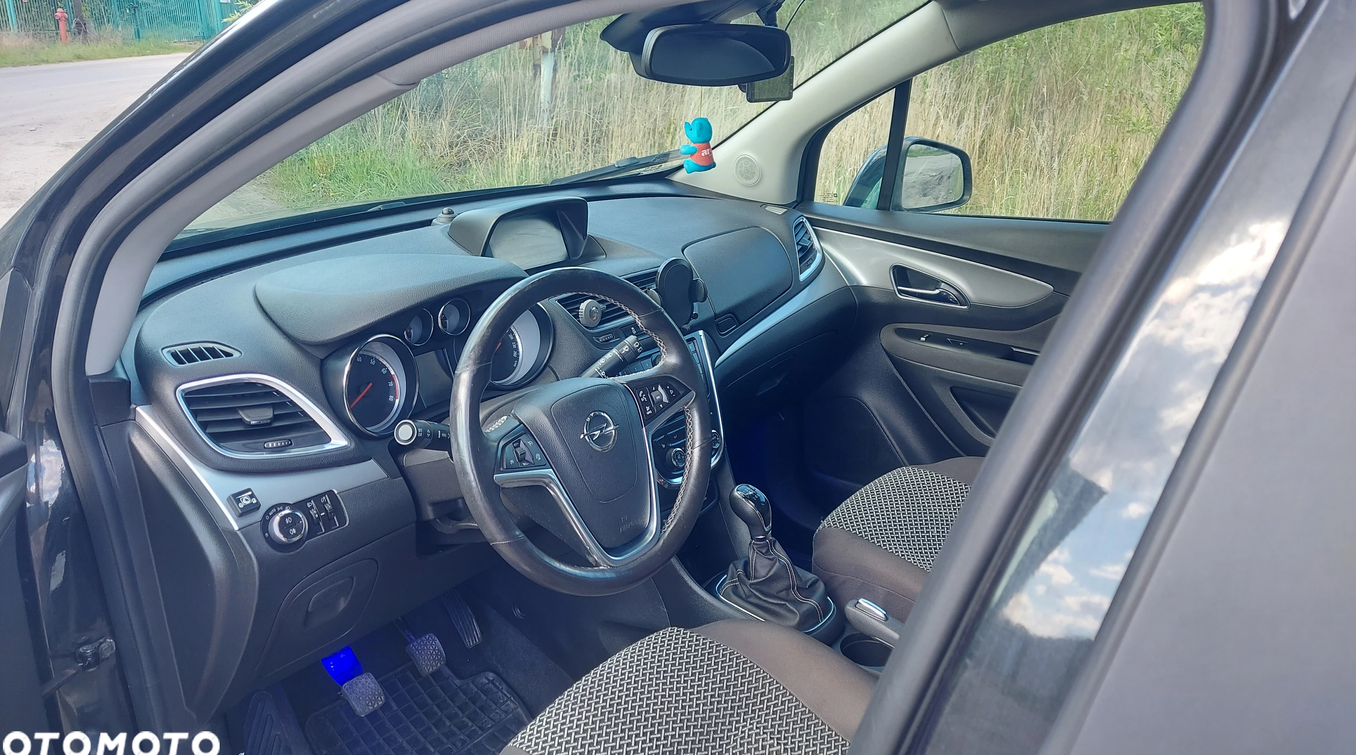 Opel Mokka cena 42000 przebieg: 97400, rok produkcji 2014 z Wołomin małe 172